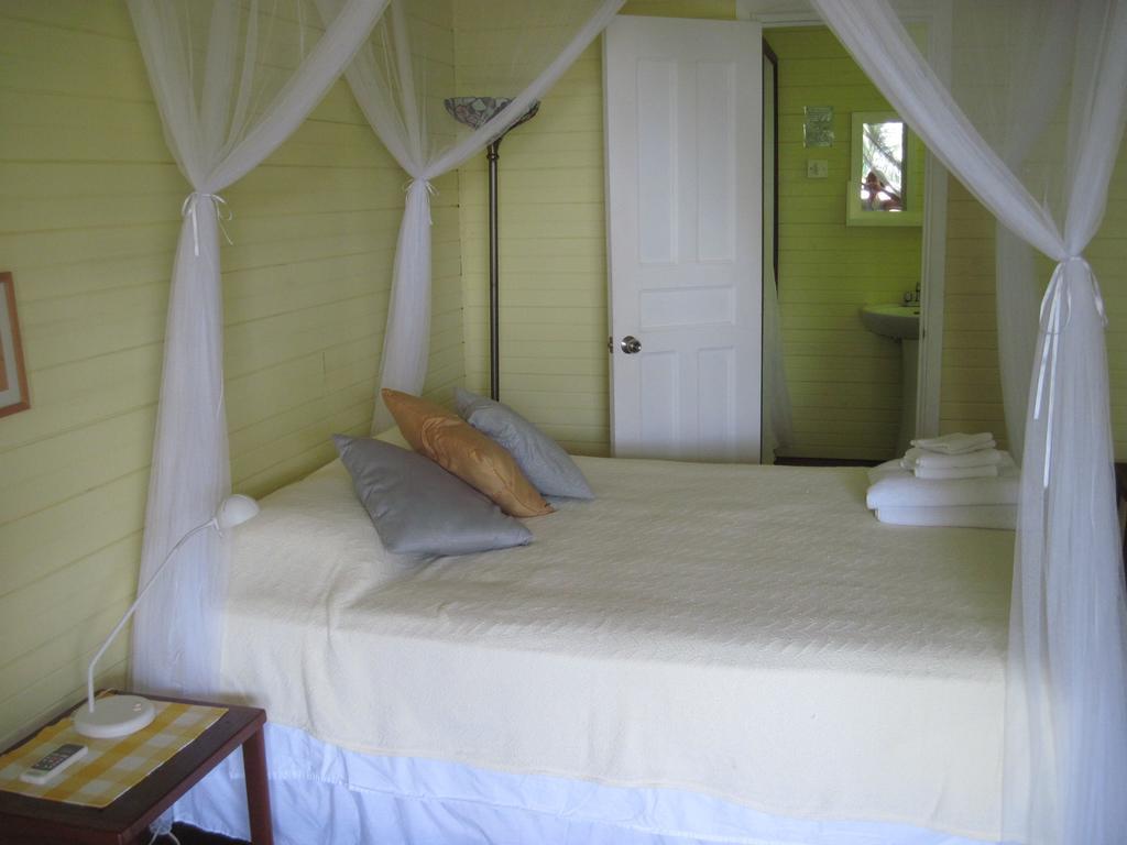 Sand Dollar Beach Bed & Breakfast Бокас дел Торо Стая снимка